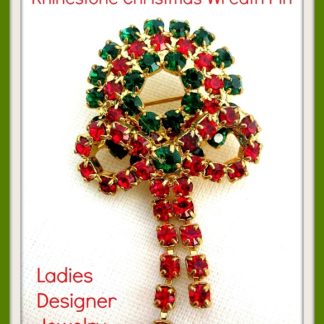 Emerald Ruby Rhinestone Christmas Holiday Wreath Brooch Pin, Christmas Wreaths With Rhinestones Brooches Pins, Ladies Designer Fashion Jewelry, Women's Estate Jewelry