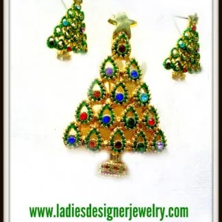 vintagerhinestonechristmaspin_vintagerhinestonchristmastreebroochpin_christmastreependantset_ladiesdesignerjewelry_christmasearringspierced_ChristmasJewelrySet_