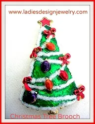 vintageenamelchristmastreepin_christmastreebrooch_christmastreepin_christmasbrooches_christmastreependant_christmaspins_ladiesdesignerjewelry_estatepinsbrooches