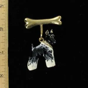 Schnauzerpins_rhinestoneschnauzerbrooch_schnauzerdogbrooch_vintageschnauzerdogpin_schnauzerbrooches_ladiesdesignerjewelry_blackwhiteschnauzerpins