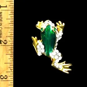 vintagefrogpins_vintagefrogbrooch_rhinestonefrogpins_rhinestonefrogbrooch_ladiesdesignerjewelry_diamondfrogpin_greenfrogpin_largefrogpin_crystalfrogpin_goldfrogpin_estatepinsbrooches