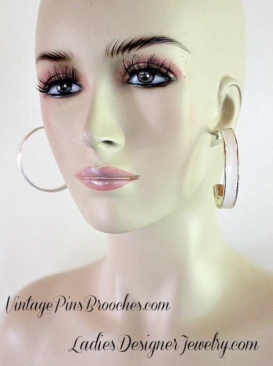 Vintage White Enamel Bangle Bracelet Pierced Hoop Earring Set, Enamel Silver Tone Bracelet, Enamel Hoop Pierced Earrings, Women's Ladies Designer Jewelry, Vintage Pins Brooches Bridal Weddings