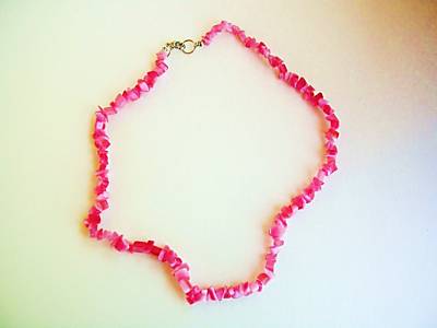 Vintage Pink Rose Strawberry Cherry Quartz Necklace, Rose Quartz Necklaces For Women, Estate Vintage Semi Precious Chip Necklace Necklaces Pink Quartz