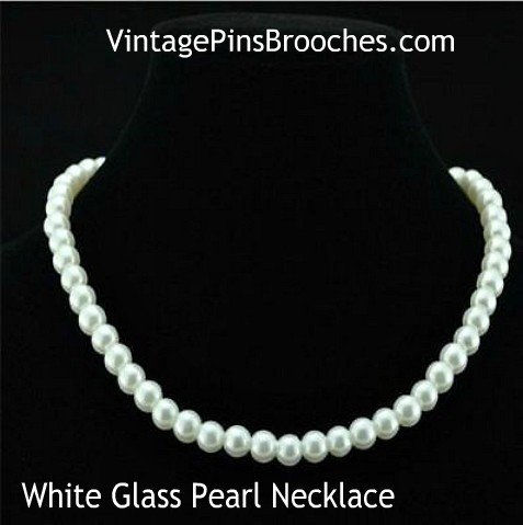 Classic White Glass Pearl Necklace, Pearl Necklaces Wedding Bridal Clothing Dress Accessory Brides, Vintage Pins Brooches, Ladies Women's Designer Fashion Bridal Wedding Jewelry Necklaces